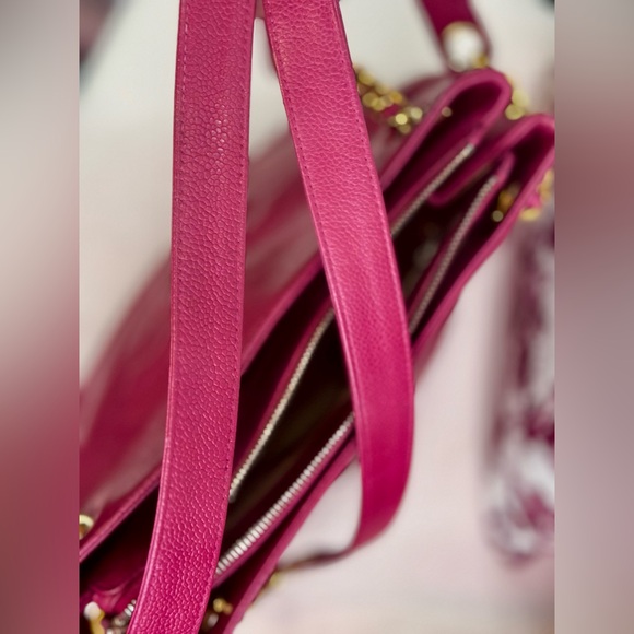 Chanel Raspberry Caviar Tote - Picture 7 of 14